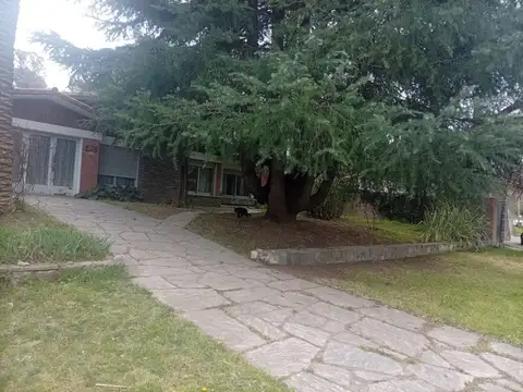 Venta Casa Chalet Villa Giardino a 50 mts de Ruta