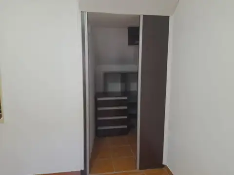 Depto Tipo Casa en Alquiler 45 años