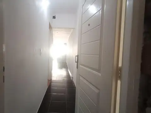 Depto Tipo Casa en Alquiler en Lanús Este, $ 500.000