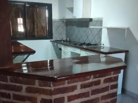 Depto Tipo Casa en Alquiler al Noreste