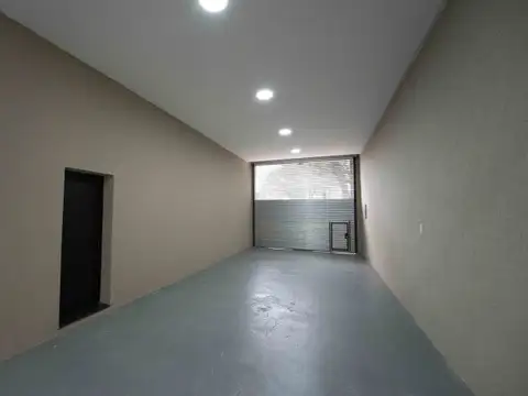 Local en Venta en Granadero Baigorria, USD 640.000