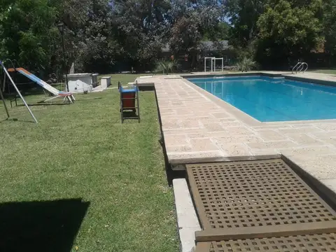 Hermosa fracción con mejoras PARQUE GAONA - MORENO