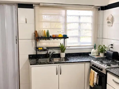 Casa 6 ambientes con 3 baños