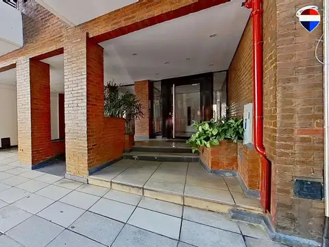 Venta 4 ambientes con cochera y patio en Belgrano