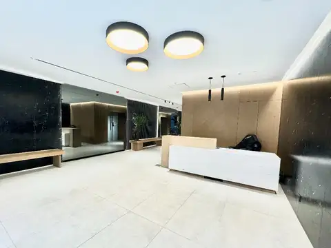 Arcos 1500, Piso 8