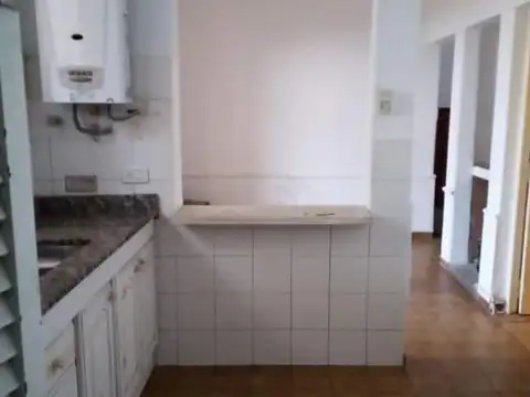 SE VENDE CASA DE 3 DORM EN B° PUEYRREDON APTO CREDITO