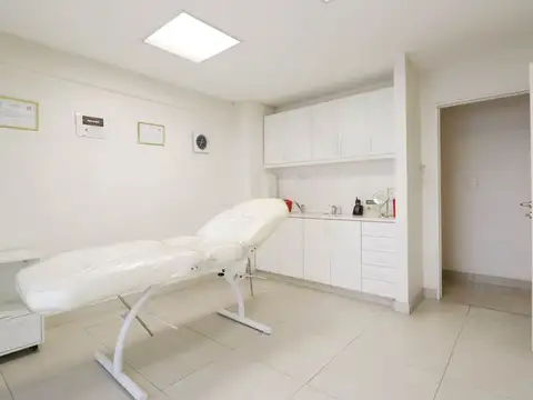 Venta consultorio 6 ambientes en Barrio Norte