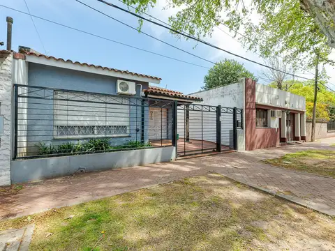 Casa en Venta en Alberdi, USD 165.000