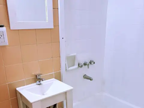 Departamento en Alquiler en Villa General Mitre, $ 800.000