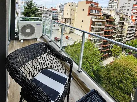 Arcos 1100, Piso 8