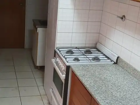 Departamento en Alquiler en Godoy Cruz, $ 550.000