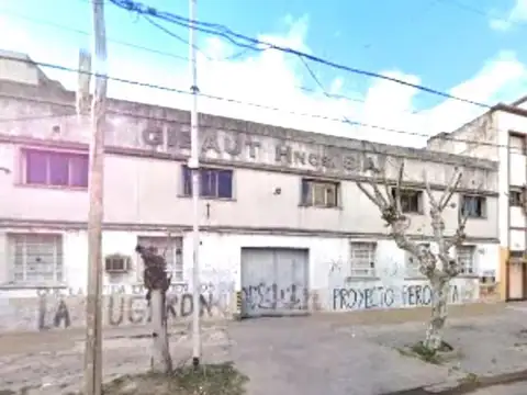 IMPORTANTE LOTE A MTS DE MITRE VILLA DOMINICO 2200 M2