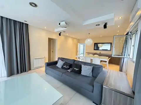Casa en Alquiler en Funes, USD 2.800
