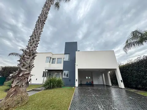 Casa en Alquiler de 4 dormitorios