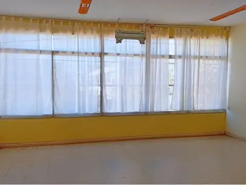 OFICINA EN ALQUILER Planta Alta