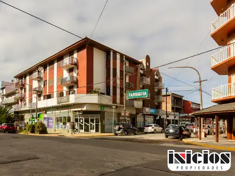Departamento: Newbery Esq. Av Belgrano - Mar de Ajó Norte - C982