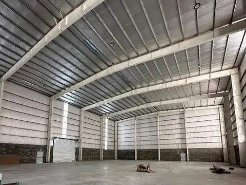 Galpon en Alquiler A Estrenar