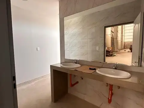 Galpon en Alquiler en Carlos Spegazzini, USD 8.100