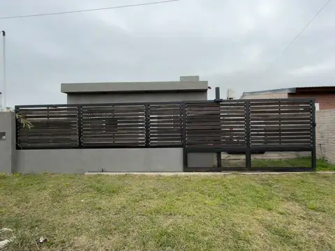 Casa en Granadero Baigorria