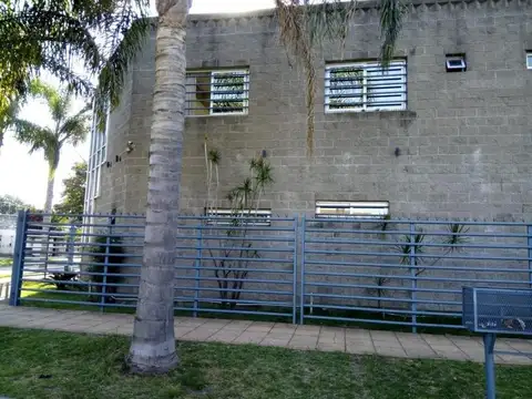 Oficina en Venta en Ituzaingo, USD 310.000