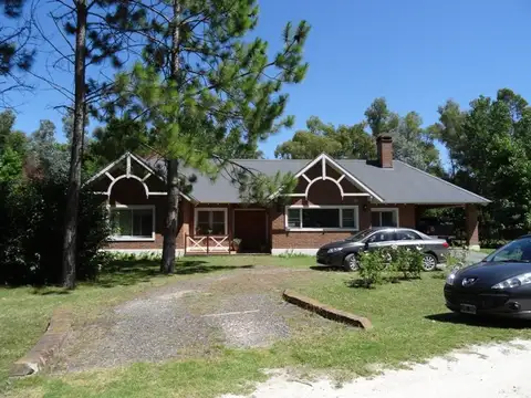 Los Aromos Y Los Paraisos, El Jagüel Del Monte 8465