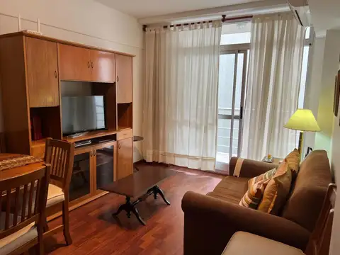 Alquiler Temporario 2 ambientes con Pileta en Recoleta!