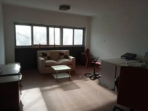 Depto Tipo Casa en Venta 56 años