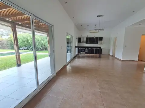 Casa en Venta en Santa Teresa, USD 294.000