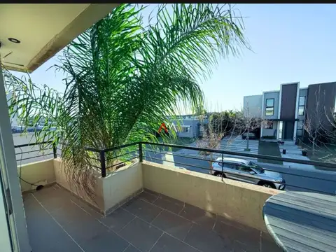 CASA EN VENTA EN SANTA ELENA - PILAR DEL ESTE