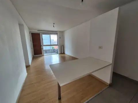 Departamento en Venta en Victoria, USD 105.000