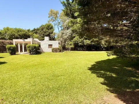 Oportunidad. Casa en Venta El Remanso 1600 m² Gran Parque. 2 ambientes.