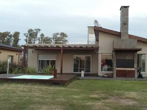 Casa en Venta en Lobos, USD 190.000