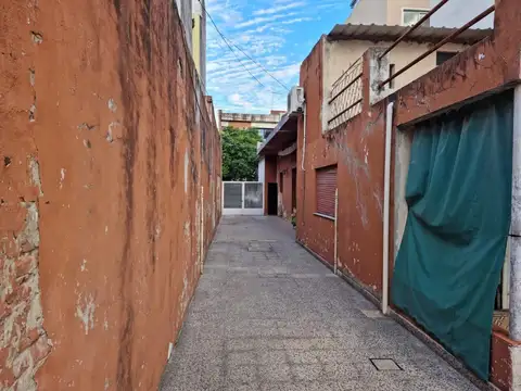 Terreno en Venta en Barrio Naón, USD 315.000