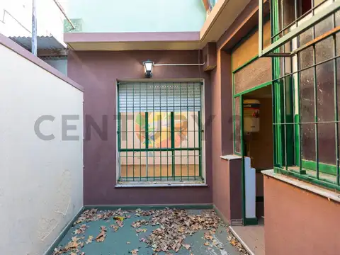 Avenida Mitre 3900, Piso 0