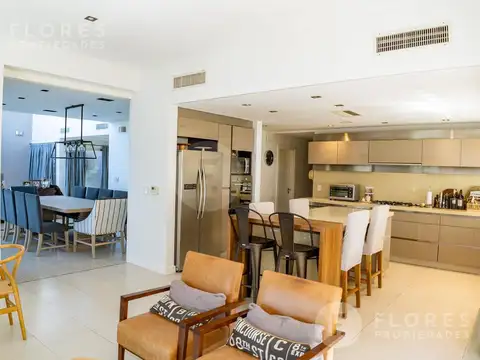 Casa en Venta en La Lomada De Pilar, USD 900.000