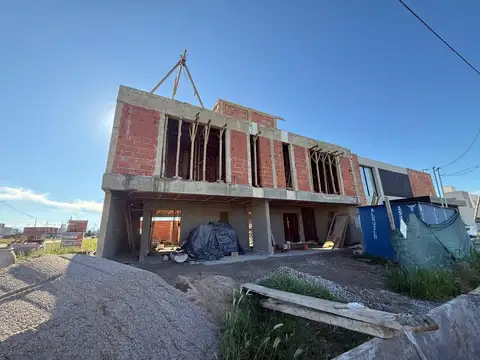 DUPLEX EN VENTA Y FINANCIADO EN BRISAS DE MANANTIALES