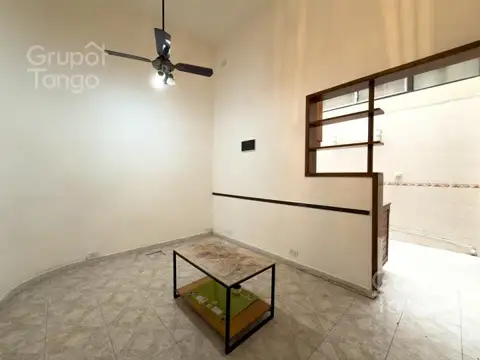 Olavarría 1700 , Piso 0