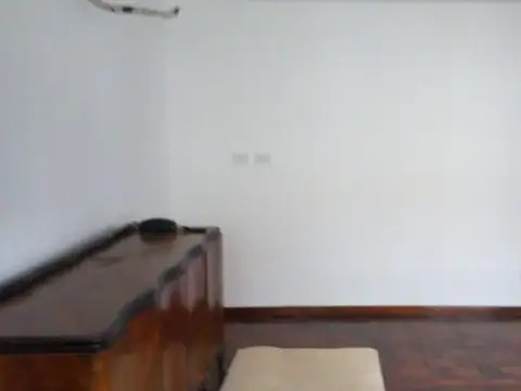 Depto Tipo Casa en Alquiler de 1 dormitorio