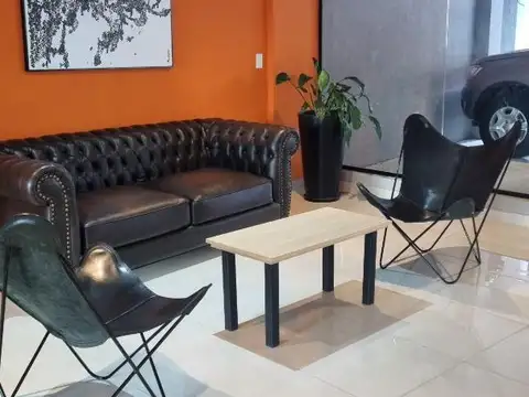 Bartolome Cruz 1800, Piso 1°