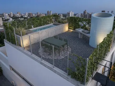 Casa 7 ambientes con 4 baños