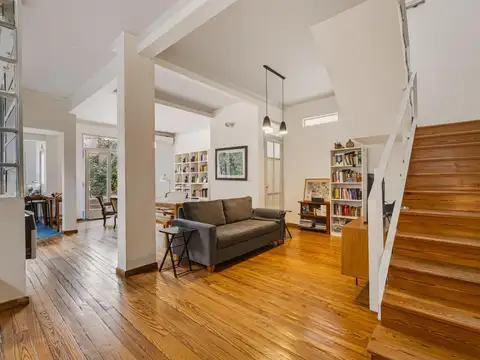 Depto Tipo Casa en Venta 60 años