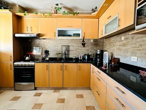 Departamento en Venta con 1 cocheras