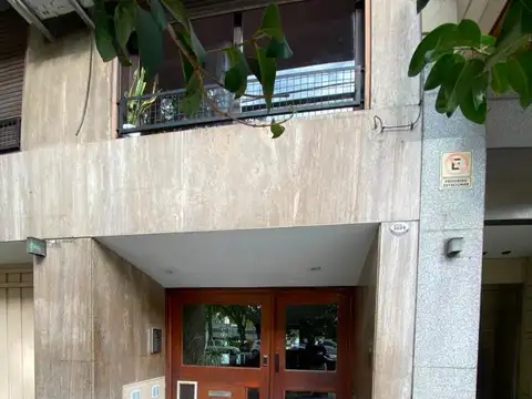 Avenida Asamblea 1300, Piso 9°