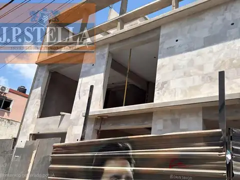 Oficina Monoambiente con 4 baños