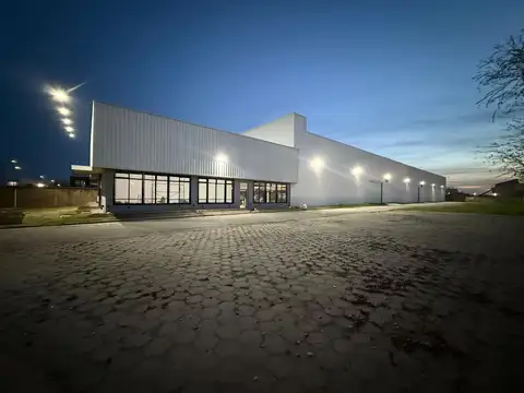 Galpon en Venta 136  mts Fondo