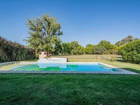 Casa en Venta con 1 cochera