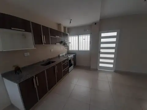 Departamento en Alquiler al Este