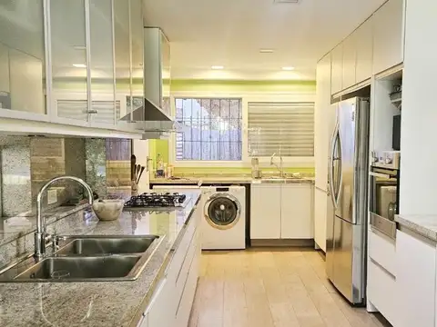Casa en Venta al Este