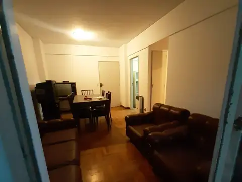 Basualdo 100, Piso 1