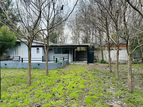 Venta Casa con Pileta Arboles Ruta 2